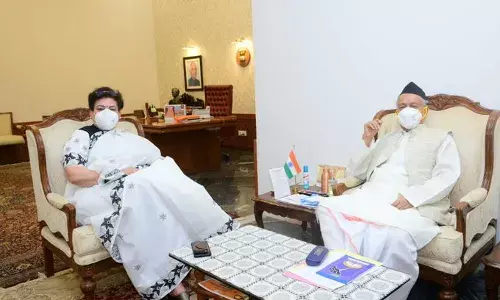 लव जिहाद पर घिरीं महिला आयोग की अध्यक्षा,राज्यपाल से मुलाकात पर बवाल