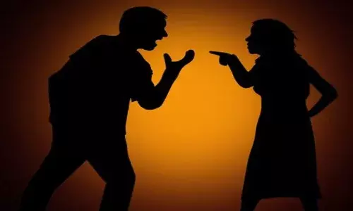 Pune News: तलाक के खातिर पति को नपुंसक बनाना चाहती थी पत्नी