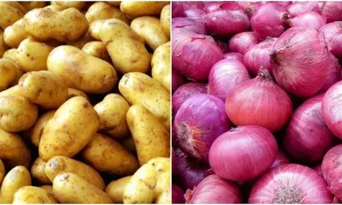 आलू में उबाल, प्याज में लगी आग, महंगाई सातवें आसमान पर? आलू में उबाल, प्याज में लगी आग, महंगाई सातवें आसमान पर?