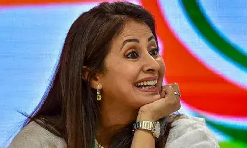 अभिनेत्री उर्मिला मातोंडकर 30 को शिवसेना का थामेंगी दामन अभिनेत्री उर्मिला मातोंडकर 30 को शिवसेना का थामेंगी दामन