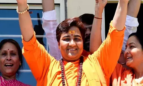 मालेगांव विस्फोट केस: विशेष अदालत में पेश नहीं हुईं प्रज्ञा ठाकुर