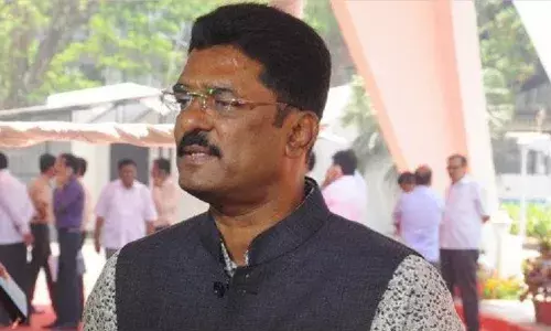 ED ने फिर शिवसेना विधायक प्रताप सरनाईक को भेजा समन,10 को मुंबई दफ्तर बुलाया ED ने फिर शिवसेना विधायक प्रताप सरनाईक को भेजा समन,10 को मुंबई दफ्तर बुलाया