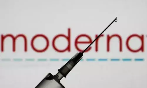 Pfizer-BioNTech के बाद अमेरिका ने Moderna को भी दी वैक्सीन बनाने की मंजूरी