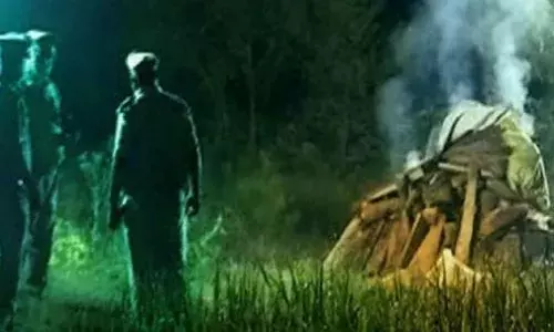 Hathras Rape : सीबीआई ने मानी दलित लड़की के गैंगरेप और हत्या की बात, चार्जशीट दायर Hathras Rape : सीबीआई ने मानी दलित लड़की के गैंगरेप और हत्या की बात, चार्जशीट दायर