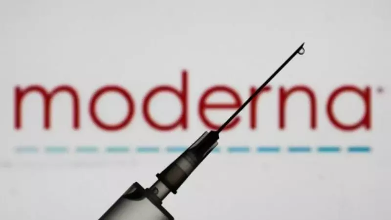 Pfizer-BioNTech के बाद अमेरिका ने Moderna को भी दी वैक्सीन बनाने की मंजूरी