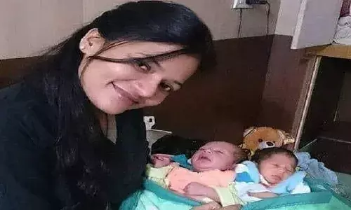 पैदा होते ही जुड़वा बेटियों को मां ने ठुकराया,महिला डॉक्टर ने लिया गोद,शादी की रखी शर्त