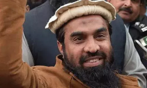 मुंबई हमले का मास्टरमाइंड लश्कर आतंकी जकीउर रहमान लखवी पाकिस्तान में गिरफ्तार मुंबई हमले का मास्टरमाइंड लश्कर आतंकी जकीउर रहमान लखवी पाकिस्तान में गिरफ्तार