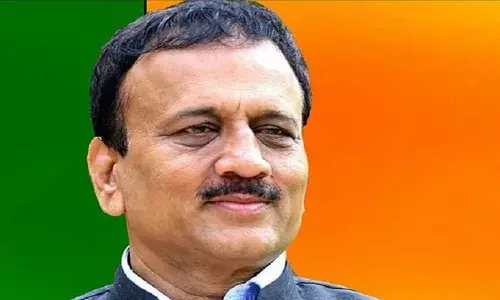 महाराष्ट्र के पूर्व मंत्री गिरीश महाजन सहित 29 लोगों के खिलाफ मुकदमा महाराष्ट्र के पूर्व मंत्री गिरीश महाजन सहित 29 लोगों के खिलाफ मुकदमा