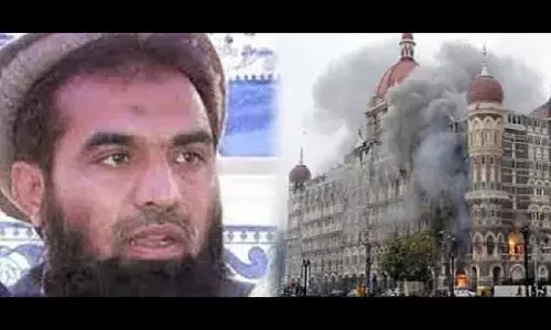 Breaking News:26/11 के मास्टर माइंड लखवी को पाक ने सुनायी 15 साल की सजा Breaking News:26/11 के मास्टर माइंड लखवी को पाक ने सुनायी 15 साल की सजा