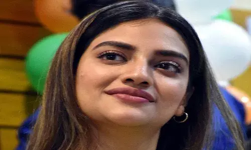Kolkata सांसद नुसरत जहां ने भाजपा को बताया कोरोना वायरस से ज्यादा खतरनाक Kolkata सांसद नुसरत जहां ने भाजपा को बताया कोरोना वायरस से ज्यादा खतरनाक
