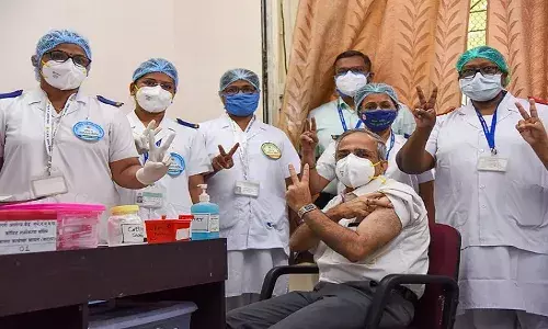 Corona Vaccine 1.91 लाख लोगों को लगाया गया टीका,किसी तरह का कोई साइड इफेक्ट नहीं Corona Vaccine 1.91 लाख लोगों को लगाया गया टीका,किसी तरह का कोई साइड इफेक्ट नहीं