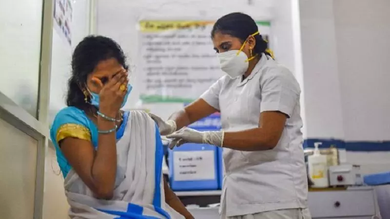 ऐसे लोग तो बिल्कुल ना लगवाएं कोवैक्सीन,भारत बायोटेक के बाद सीरम ने भी जारी की फैक्टशीट
