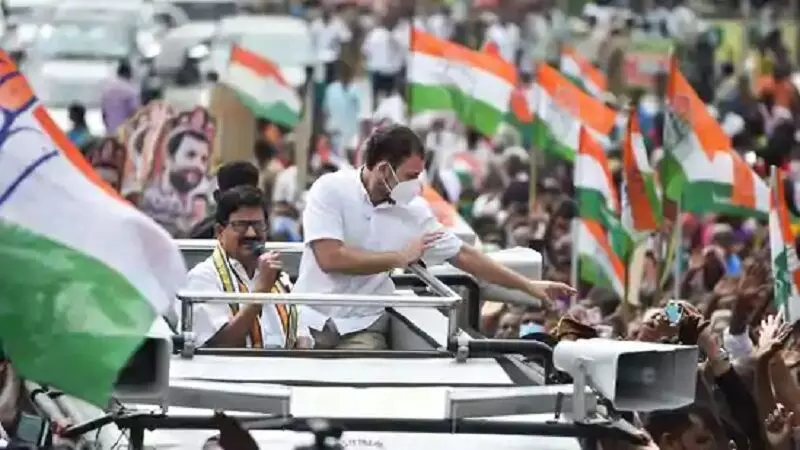 अपने ही लोगों को नौकरी देने में असमर्थ भारत,अर्थव्यवस्था हो गई तबाह: राहुल गांधी