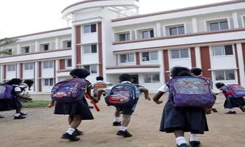 पुणे में 1 फरवरी से खुलेंगे जूनियर क्लास के बच्चों के लिए स्कूल पुणे में 1 फरवरी से खुलेंगे जूनियर क्लास के बच्चों के लिए स्कूल