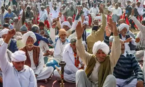 हरियाणा में BJP की बढ़ी मुसीबत,खापों का ऐलान-घरों से हटाएंगे भाजपा के झंडे