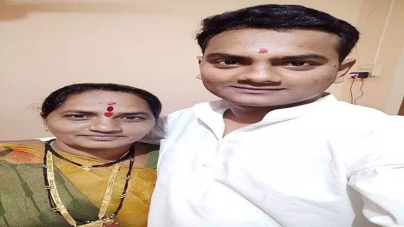 Mumbai:23 साल के बेटे ने MVA के फॉर्मूले पर मां को बनाया सरपंच