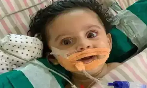 नन्ही सी बच्ची के लिए बढ़े मदद के हाथ,16 करोड़ का लगेगा इंजेक्शन नन्ही सी बच्ची के लिए बढ़े मदद के हाथ,16 करोड़ का लगेगा इंजेक्शन