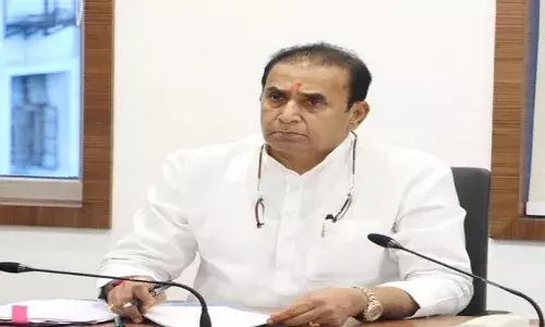 Mumbai:गृह मंत्री अनिल देशमुख पलटे,कहा- BJP के आईटी सेल की होगी जांच,ना कि सचिन-लता की Mumbai:गृह मंत्री अनिल देशमुख पलटे,कहा- BJP के आईटी सेल की होगी जांच,ना कि सचिन-लता की