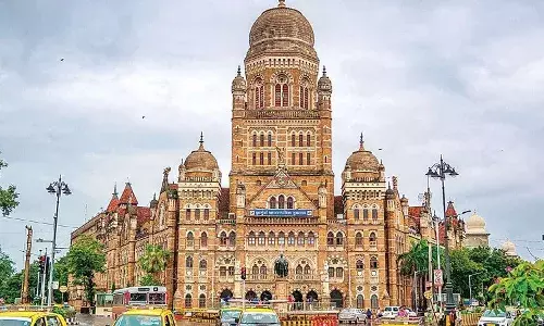 2022 के चुनाव में BMC पर किसका होगा झंडा,कांग्रेस-भाजपा या फिर फहरेगा शिवसेना का भगवा? 2022 के चुनाव में BMC पर किसका होगा झंडा,कांग्रेस-भाजपा या फिर फहरेगा शिवसेना का भगवा?