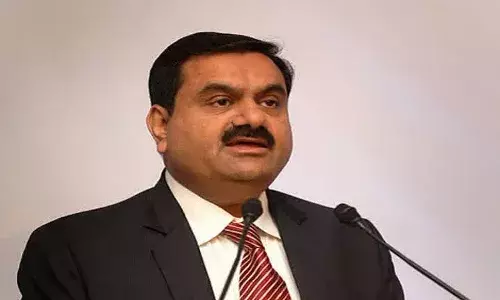 कोरोना काल में अडानी की कैसे बढ़ी 34 अरब डॉलर की संपत्ति,दुनिया के कई रईस व अंबानी भी पीछे रह गए कोरोना काल में अडानी की कैसे बढ़ी 34 अरब डॉलर की संपत्ति,दुनिया के कई रईस व अंबानी भी पीछे रह गए