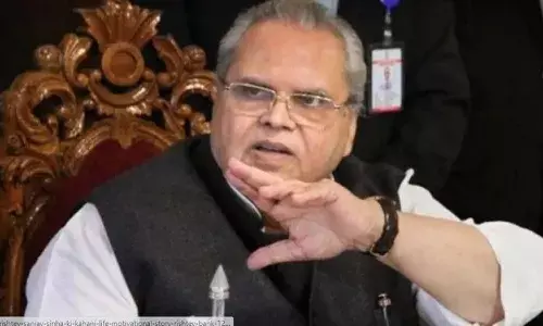 राज्यपाल सत्यपाल मलिक ने नेताओं को घेरा,कहा- 250 किसानों की मौत पर चुप्पी क्यों? राज्यपाल सत्यपाल मलिक ने नेताओं को घेरा,कहा- 250 किसानों की मौत पर चुप्पी क्यों?