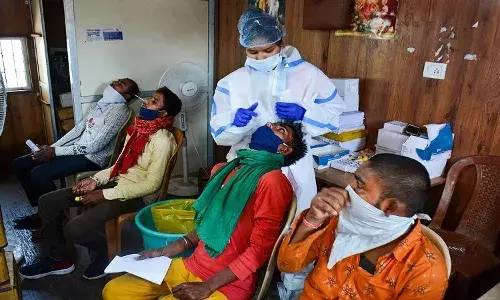 Nagpur:कड़क लॉकडाउन फिर भी थम नहीं रहा कोरोना,हॉटस्पॉट बनने की राह पर संतरा नगरी Nagpur:कड़क लॉकडाउन फिर भी थम नहीं रहा कोरोना,हॉटस्पॉट बनने की राह पर संतरा नगरी