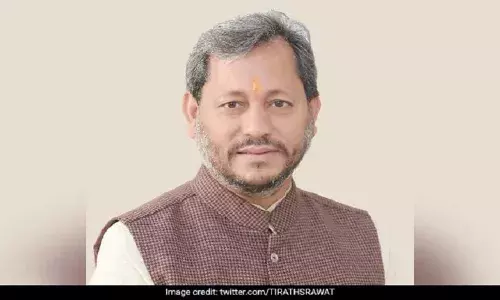 फटी जींस के बाद CM तीरथ सिंह ने फिर दिया विवादित बयान,कहा-दो बच्चे ही,20 क्यों नहीं पैदा किए?