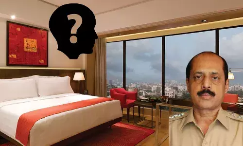 Sachin Vaze को वसूली का टारगेट देने वाला  दूसरा मंत्री कौन ! अब किसकी बारी Sachin Vaze को वसूली का टारगेट देने वाला  दूसरा मंत्री कौन ! अब किसकी बारी