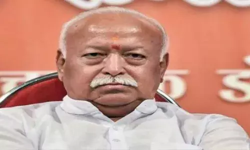 कोरोना की चपेट में RSS के प्रमुख मोहन भागवत, अस्पताल में भर्ती कोरोना की चपेट में RSS के प्रमुख मोहन भागवत, अस्पताल में भर्ती