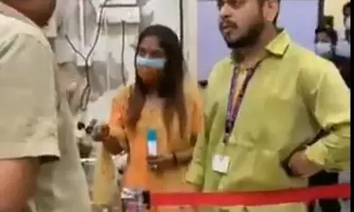 शिवसेना नगरसेविका के हंगामे के बाद डॉक्टरो ने की सामूहिक राजीनामे की घोषणा ! विडिओ वायरल