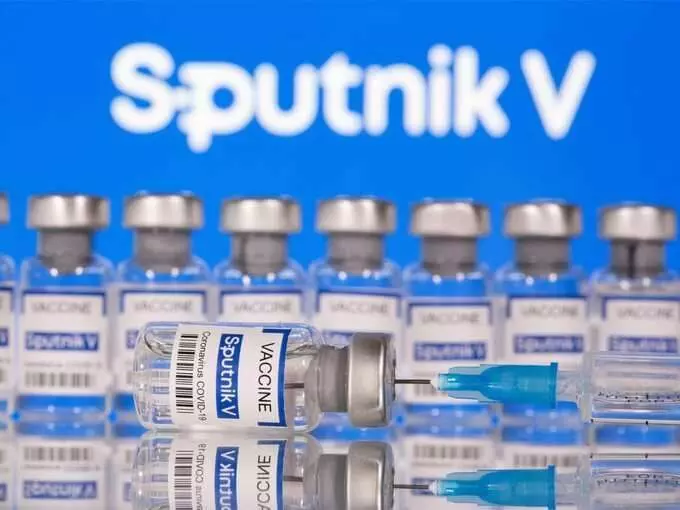 रूसी कोरोना वैक्सीन Sputnik V की भारत में लगाई गई पहली डोज, जानिए क्या होगी कीमत