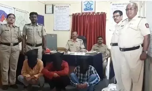 बीड: परीक्षा देने आए छात्र से लूट, सीसीटीवी कैमरे में कैद हुई घटना पुलिस ने दिखाई तत्परता गिरफ्तार हुए लुटेरे बीड: परीक्षा देने आए छात्र से लूट, सीसीटीवी कैमरे में कैद हुई घटना पुलिस ने दिखाई तत्परता गिरफ्तार हुए लुटेरे