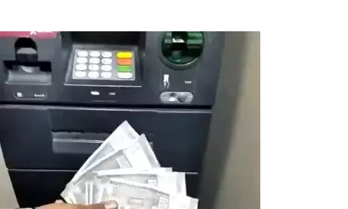 नागपुर में आया चौकाने वाला मामला, 5 सौ की जगह 25 सौ रुपये निकले एटीएम से नागपुर में आया चौकाने वाला मामला, 5 सौ की जगह 25 सौ रुपये निकले एटीएम से