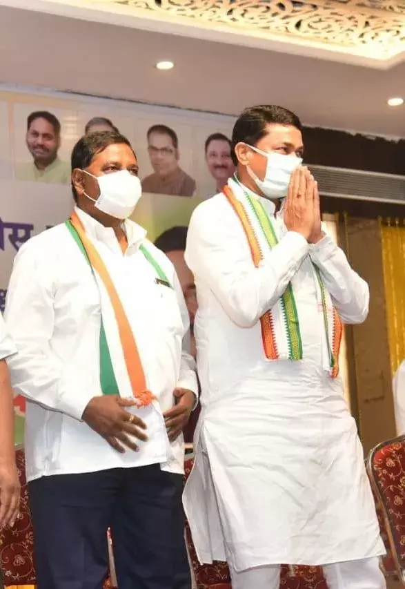 चंद्रकांत हंडोरे की हार नहीं कांग्रेस और मविआ सरकार ने महाराष्ट्र के दलित समाज के साथ किया धोखा और विश्वासघात- प्रवीण दरेकर चंद्रकांत हंडोरे की हार नहीं कांग्रेस और मविआ सरकार ने महाराष्ट्र के दलित समाज के साथ किया धोखा और विश्वासघात- प्रवीण दरेकर