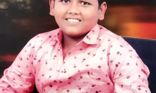 पुणे में नाबालिगों की सिगरेट और दारू की पार्टी, सिगरेट नहीं देने पर अपने ही दोस्त को उतारा मौत के घाट पुणे में नाबालिगों की सिगरेट और दारू की पार्टी, सिगरेट नहीं देने पर अपने ही दोस्त को उतारा मौत के घाट