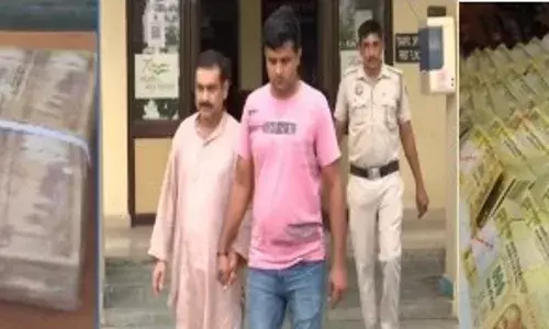 नोटबंदी के छह साल बाद दिल्ली में मिले 62 लाख पुराने करारे नोटों  के बंडल