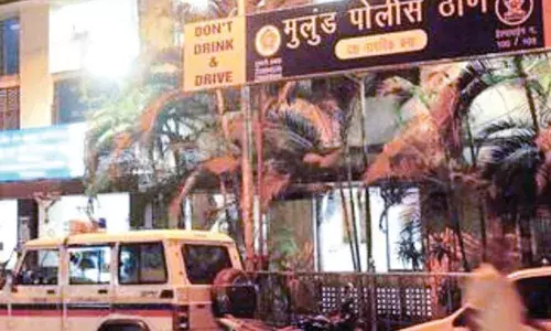 मां की हत्या कर बेटे ने की आत्महत्या की कोशिश, आत्महत्या से पहले गुजराती में लिखा था सुसाइड नोट!! मां की हत्या कर बेटे ने की आत्महत्या की कोशिश, आत्महत्या से पहले गुजराती में लिखा था सुसाइड नोट!!