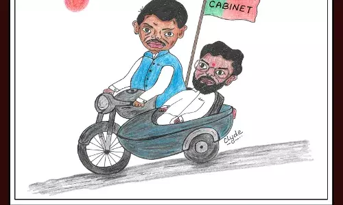 क्लाईड क्रास्टो का शिंदे सरकार के मंत्रिमंडल पर जोरदार हमला, कैबिनेट ऑन टू व्हीलर कार्टून ने लगाई फटकार... क्लाईड क्रास्टो का शिंदे सरकार के मंत्रिमंडल पर जोरदार हमला, कैबिनेट ऑन टू व्हीलर कार्टून ने लगाई फटकार...