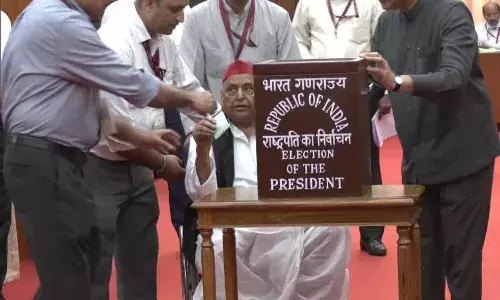 राष्ट्रपति चुनाव में लिखी गई लोकसभा चुनाव की पटकथा, सपा का सहयोगियों ने नहीं दिया साथ राष्ट्रपति चुनाव में लिखी गई लोकसभा चुनाव की पटकथा, सपा का सहयोगियों ने नहीं दिया साथ