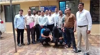 सोशल मीडिया पर महंगे एंड्रॉयड मोबाइल को सस्ते में बेचने के नाम पर अच्छी पैकिंग में भंगार मोबाइल बेचने वाले गैंग का खुलासा...