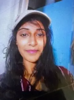 मुंबई कांदिवली क्रांति नगर में 25 वर्षीय युवती की गला काटकर हत्या
