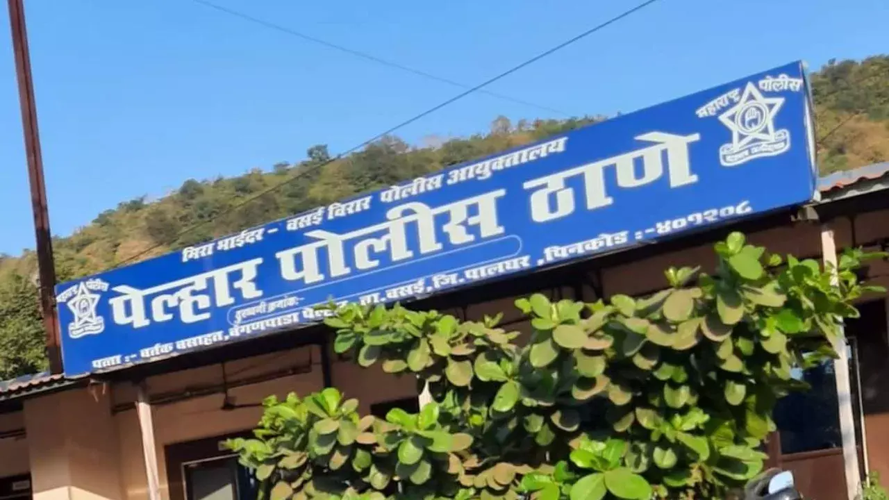 गुजरात के केक व्यवसायी से ₹5 लाख की रंगदारी के आरोप में 3 पुलिसवालों पर मामला दर्ज, एक गिरफ्तार,