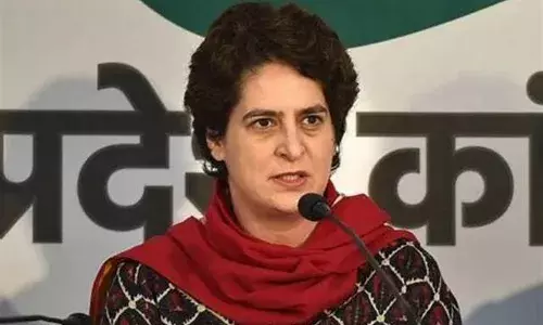 हाथरस के बाद अब बलरामपुर में दरिंदगी, प्रियंका का हमला, कहा भाषणों से कानून व्यवस्था नहीं चलती हाथरस के बाद अब बलरामपुर में दरिंदगी, प्रियंका का हमला, कहा भाषणों से कानून व्यवस्था नहीं चलती