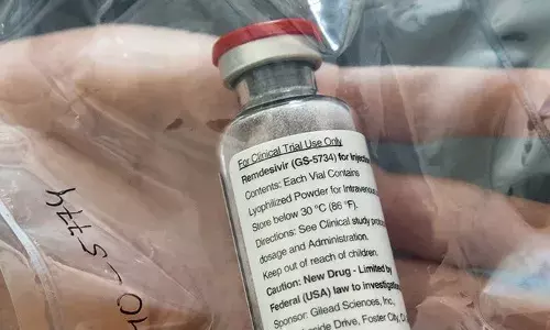 महाराष्ट्र में फिर से होने लगी है रेमडेसिवीर की कालाबाजारी महाराष्ट्र में फिर से होने लगी है रेमडेसिवीर की कालाबाजारी