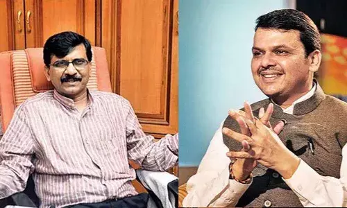 ...तो क्या महाराष्ट्र की सत्ता से बाहर होगी कांग्रेस? राउत-फडणवीस मुलाकात से हलचल तेज ...तो क्या महाराष्ट्र की सत्ता से बाहर होगी कांग्रेस? राउत-फडणवीस मुलाकात से हलचल तेज