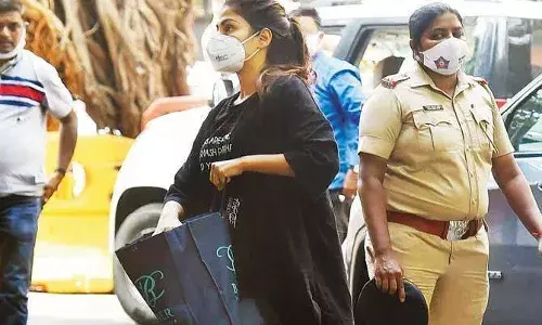 Sushant Case: रिया को बेल या जेल, कल सुनवाई