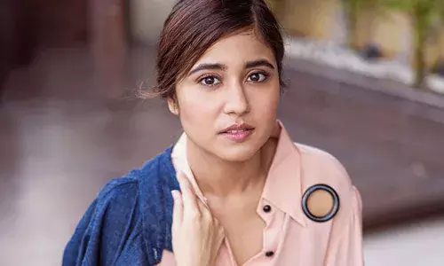 कोई जबरन मुंह में नहीं डालता ड्रग्स : श्वेता त्रिपाठी कोई जबरन मुंह में नहीं डालता ड्रग्स : श्वेता त्रिपाठी