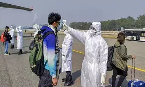 Corona Update : कोरोना ने देश में अब तक 83 हजार की ले ली है जान, महाराष्ट्र और उत्तर प्रदेश में यह हालात Corona Update : कोरोना ने देश में अब तक 83 हजार की ले ली है जान, महाराष्ट्र और उत्तर प्रदेश में यह हालात