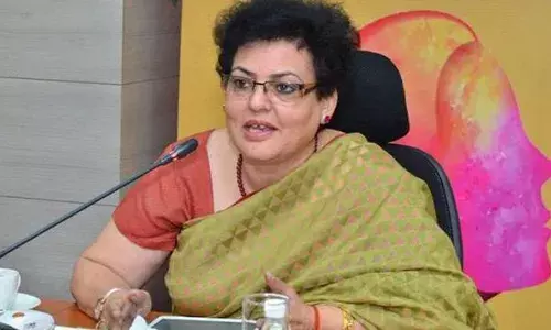 राष्ट्रीय महिला आयोग का बड़ा बयान, शिवसेना विधायक प्रताप सरनाईक को गिरफ्तार करो राष्ट्रीय महिला आयोग का बड़ा बयान, शिवसेना विधायक प्रताप सरनाईक को गिरफ्तार करो