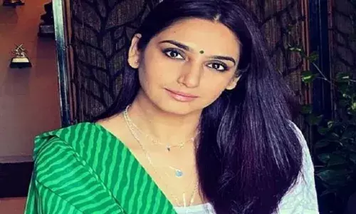 अभिनेत्री रागिनी ने ड्रग्स टेस्ट में धोखा देने हेतु यूरीन में मिलाया पानी! अभिनेत्री रागिनी ने ड्रग्स टेस्ट में धोखा देने हेतु यूरीन में मिलाया पानी!